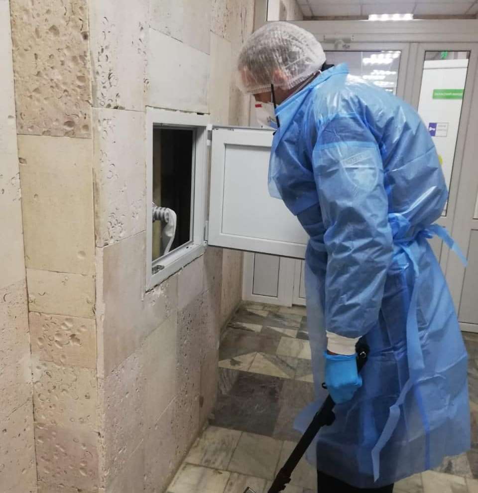 Взрывчатку в ковидных больницах Харькова искали 9 октября 2021 года